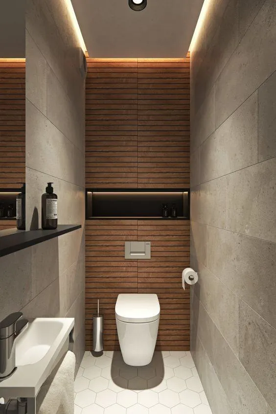 Lit wall niche in a bathroom